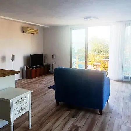 Deniz Ve Doga Ic Ice Tatil Sefa Camlik Hébergement de vacances *