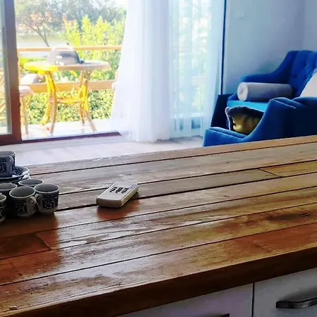 Holiday home Deniz Ve Doga Ic Ice Tatil Sefa Camlik *